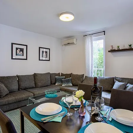 Adria Garden *