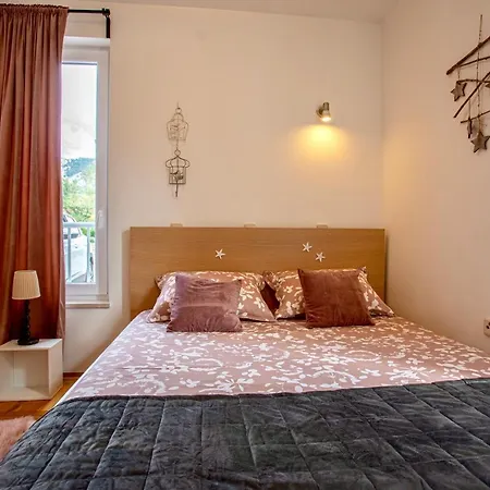 Adria Garden Apartment