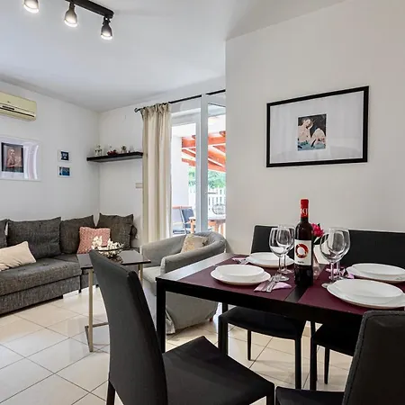 Adria Garden Apartmán