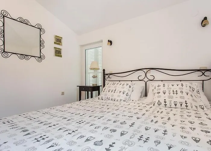 Adria Garden Apartman